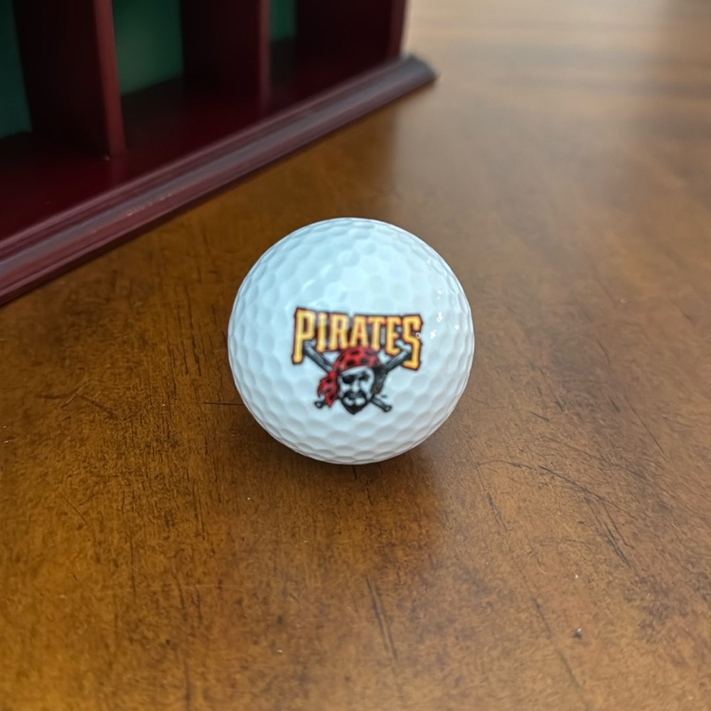 2/$5 Vintage Pittsburgh Pirates Logo Golf Ball Taylormade 1997-2013 Era Logo